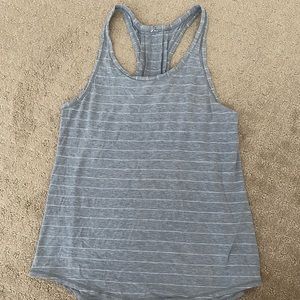 Women’s lululemon tank